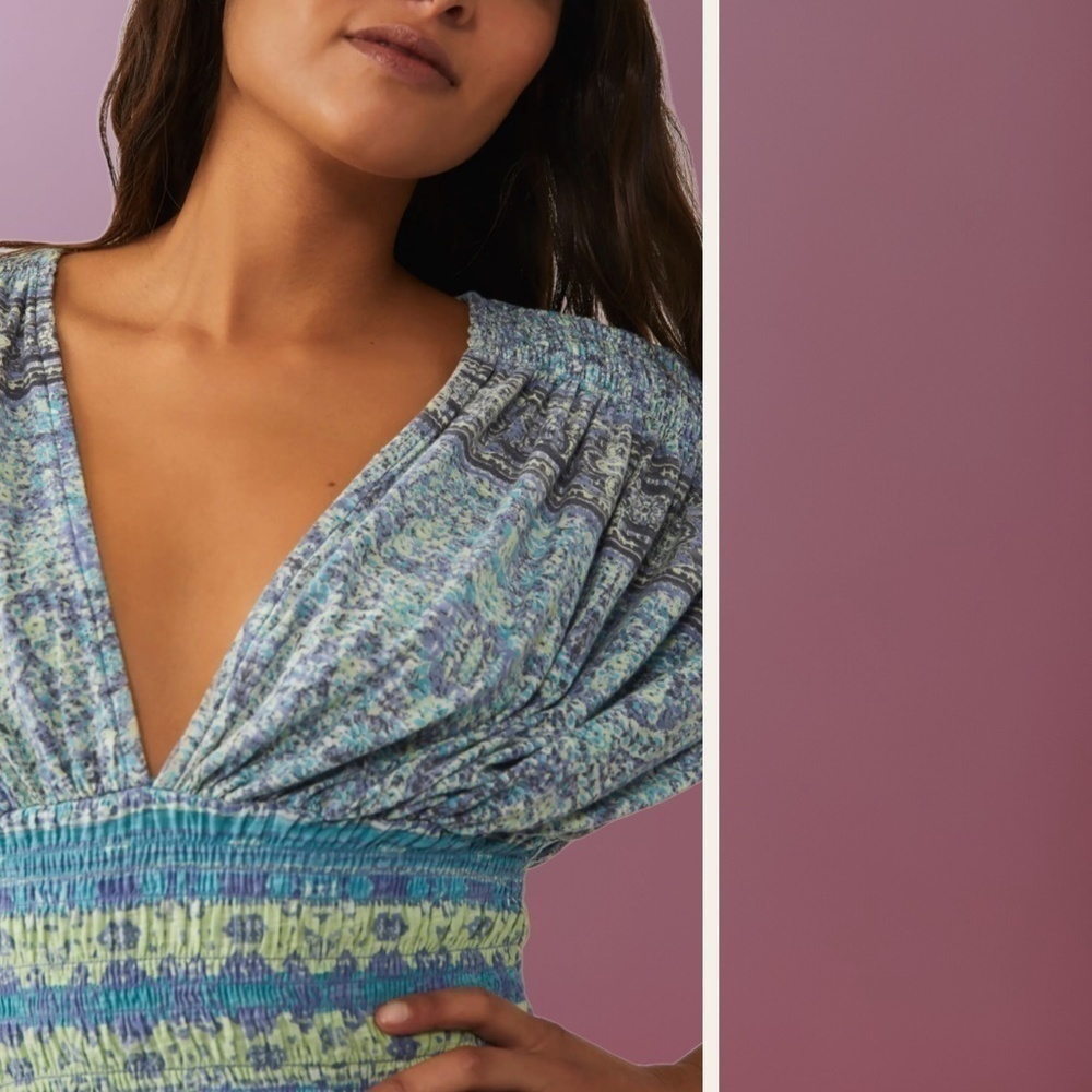 FREE PEOPLE Next Vacation Deep V-Neck Open Back Smocked Waist Top NWT/MD - Picture 4 of 14
